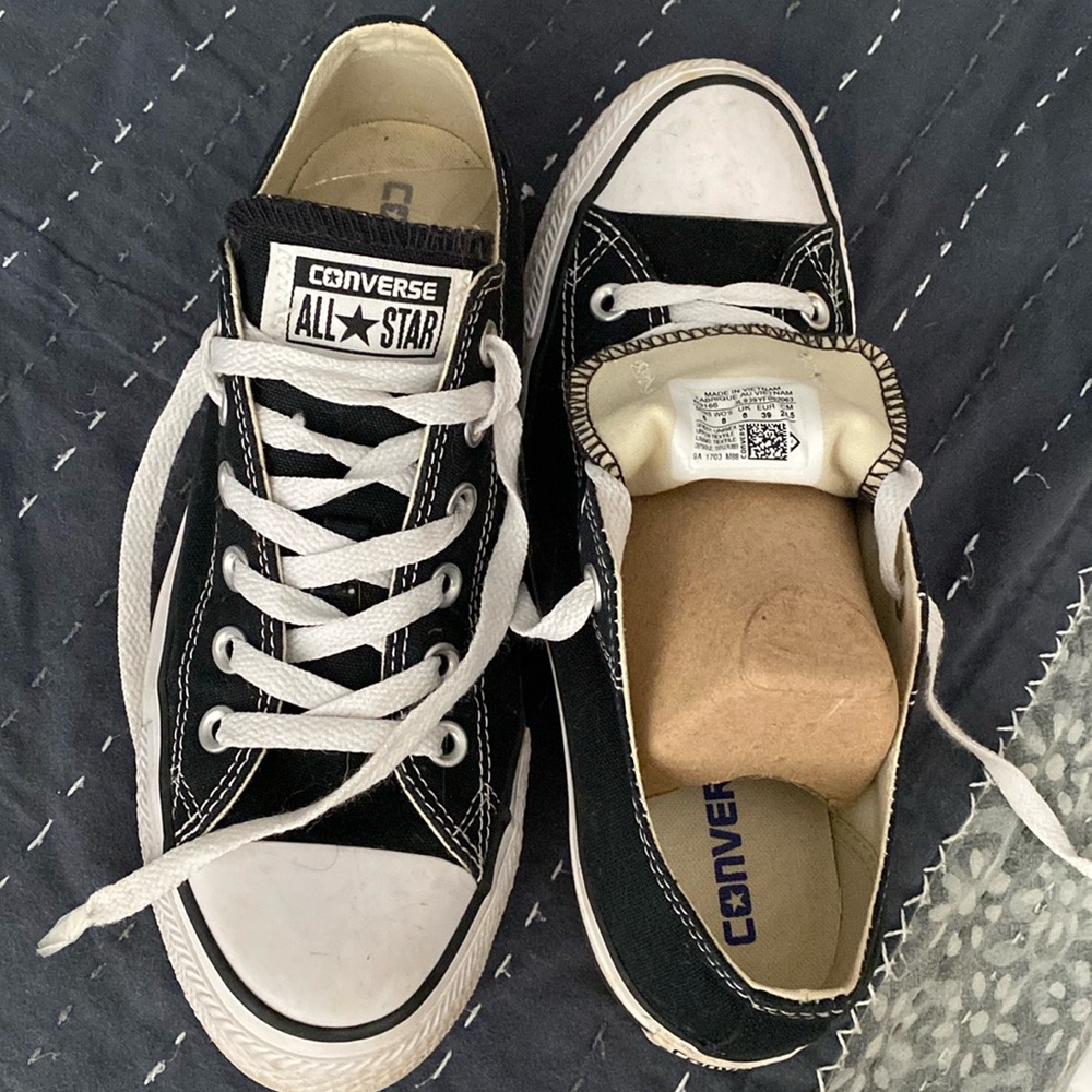 Super cute Converse